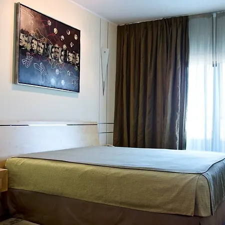 Hotel Vip Executive Entrecampos & Conference 4*