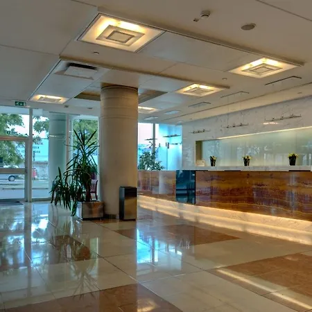 Vip Executive Entrecampos & Conference Hotel 4*