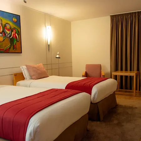 ホテル Vip Executive Entrecampos & Conference 4*