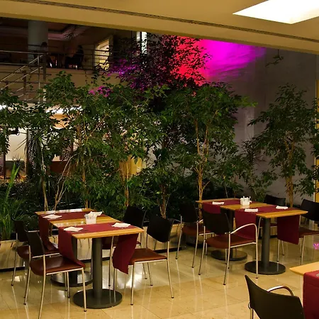 Vip Executive Entrecampos & Conference Готель Лісабон