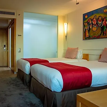 Vip Executive Entrecampos & Conference Hotel 4*