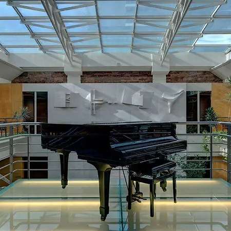 ホテル Vip Executive Entrecampos & Conference 4*