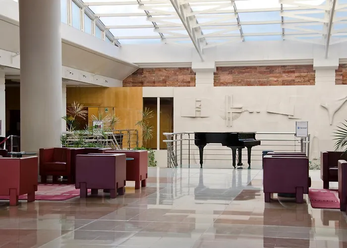 Готель Vip Executive Entrecampos & Conference 4*