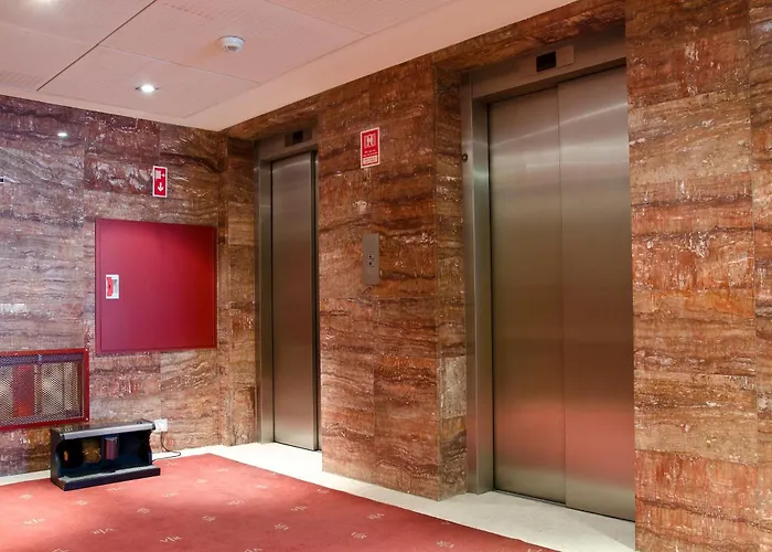 Готель Vip Executive Entrecampos & Conference