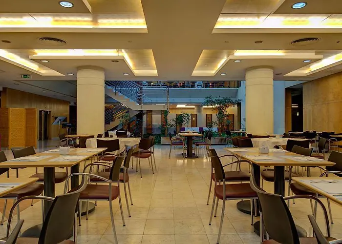 Vip Executive Entrecampos & Conference Готель 4*