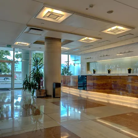 Vip Executive Entrecampos & Conference Hotel 4*